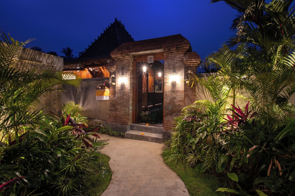 Embun Pagi Wooden Private Villas Ubud