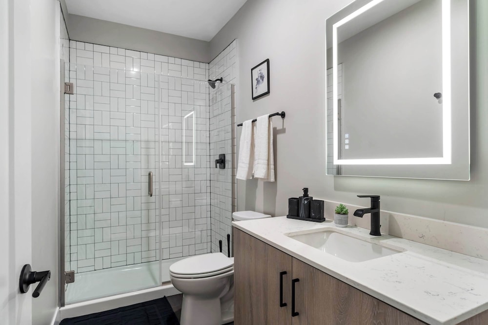 CozySuites at Textile
