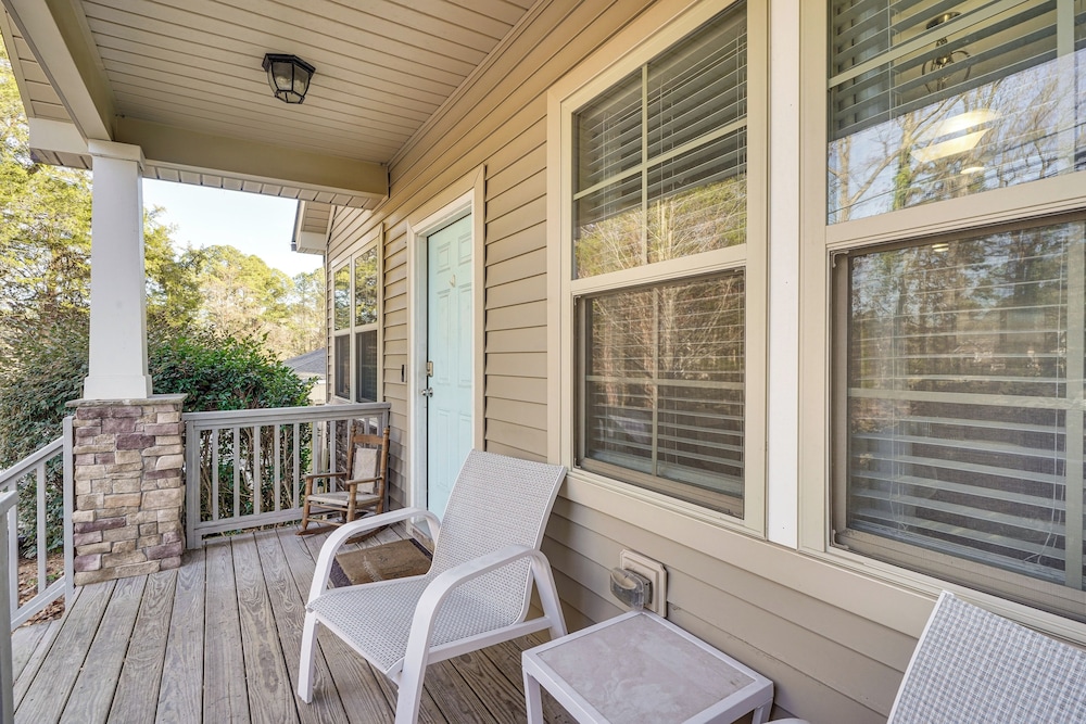 2 Mi to Downtown Durham: Family Home w/ Yard!