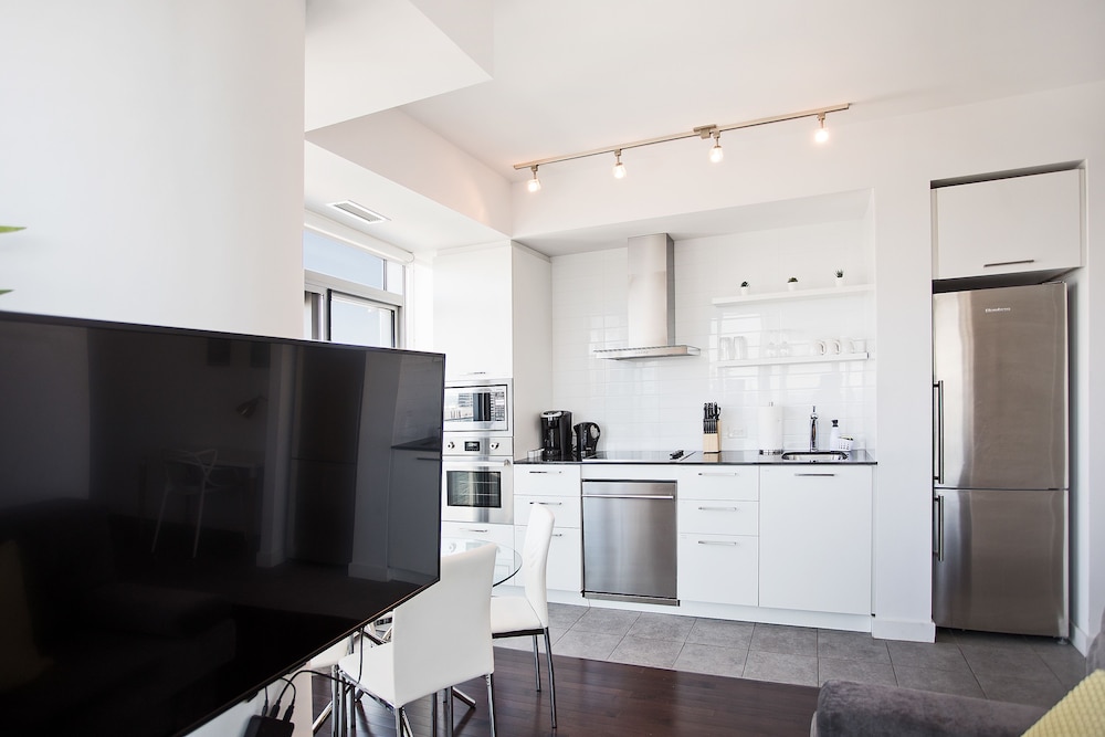 Velvet Stays – Financial District
