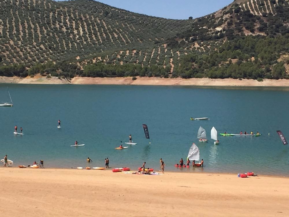 Alojamiento Rural Lago de Andalucía - Hostel