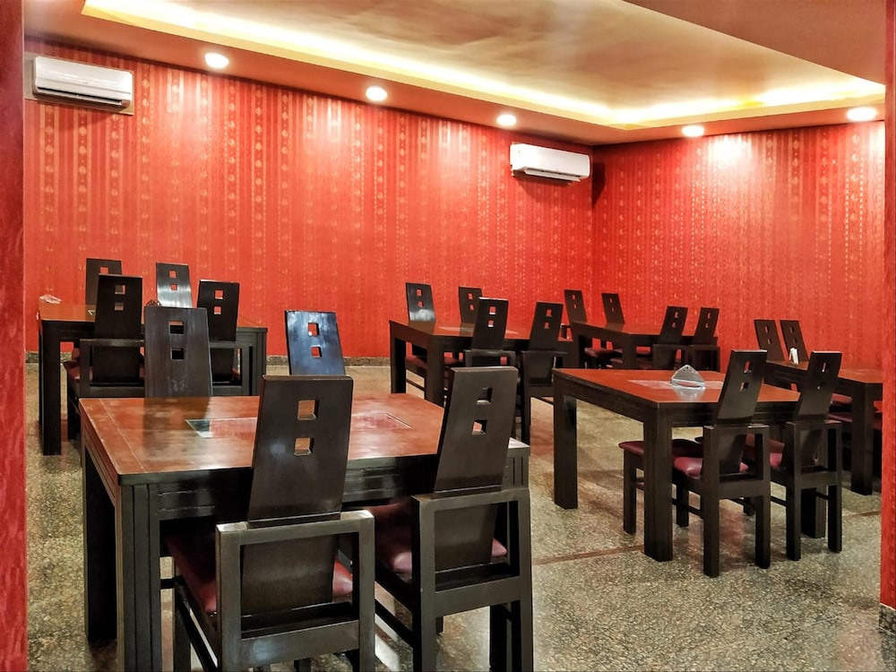 Noida Vacations - Mint Metropolitan Grand - Property Image 71