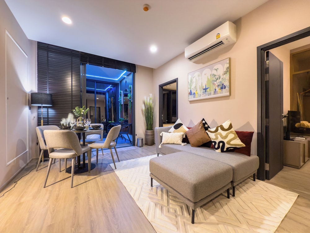 Luxury 2 Bed Room Sea View With Large Bath Tub In Balcony