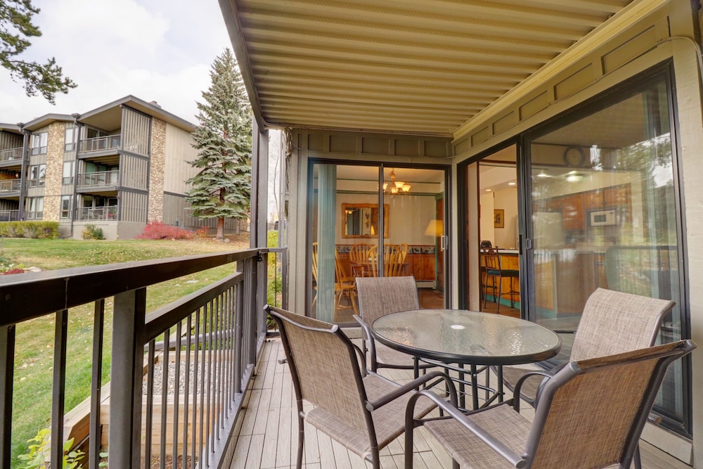A106 Lake Cliffe 2 Bedroom Condo