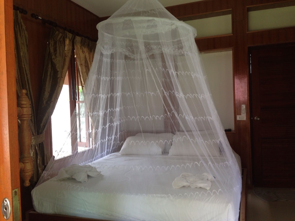 Hut Sun Bungalow