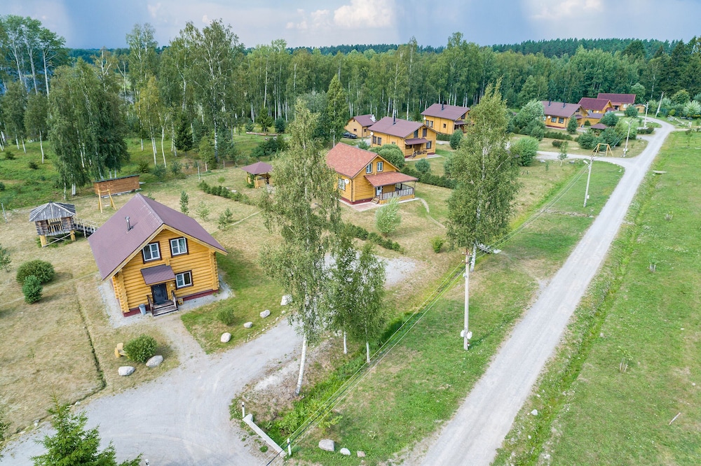 Cottage complex Ozerny Bereg