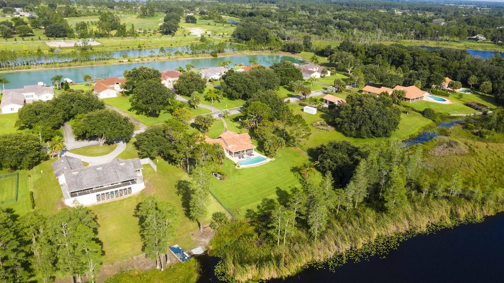 Orlando Vacations - Swiss 101 - Lake Olsen - Property Image 5