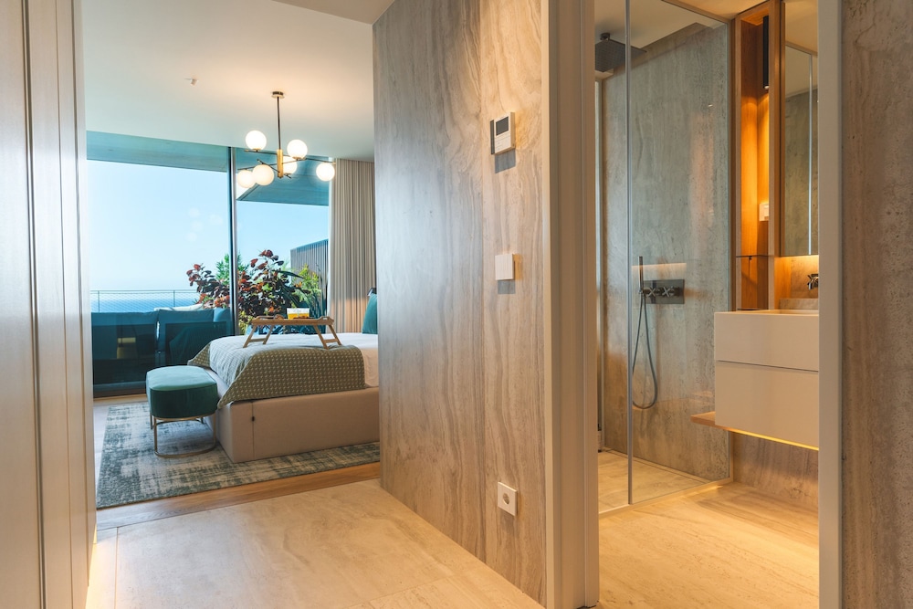 Seaside Escape by Atlantic Holiday