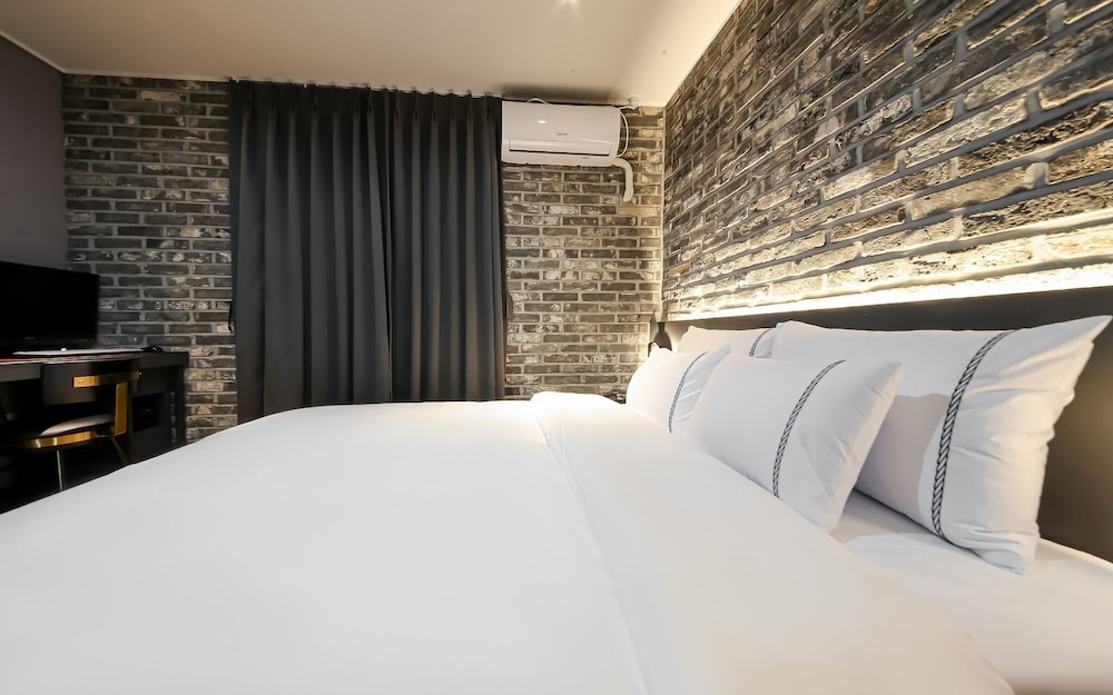 Jeonju Junghwasandong Hotel Star view 4