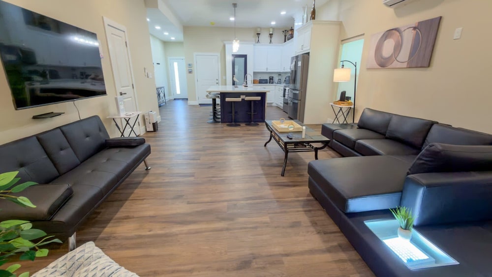 200 Steps To Beach Private Pool 2 Big Levels 3 Bedroom Apts