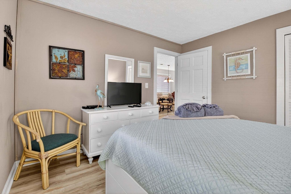 Ocean View Condominium 2 Bedroom Condo