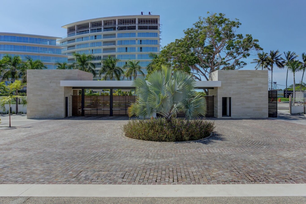 Vista Natura-Luxury Home Near the Beach