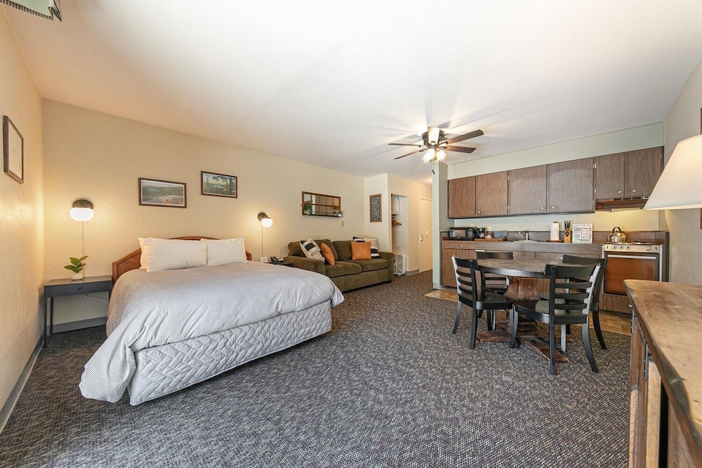 134 Bldg C 1 Bedroom Studio