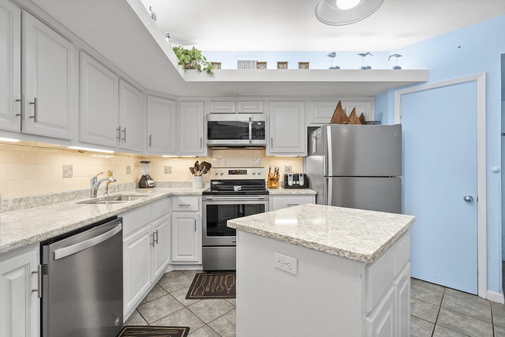 Beachfront Condo on White Sands Multiple Pools view 4