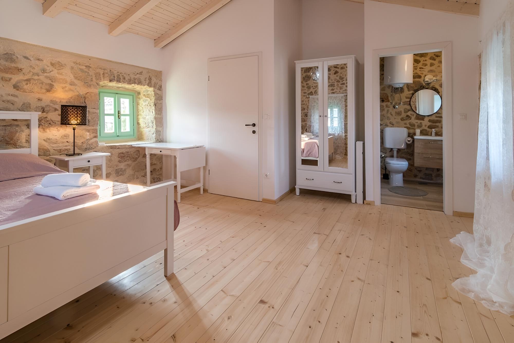 Peace - Rustic With Pool - H view 5