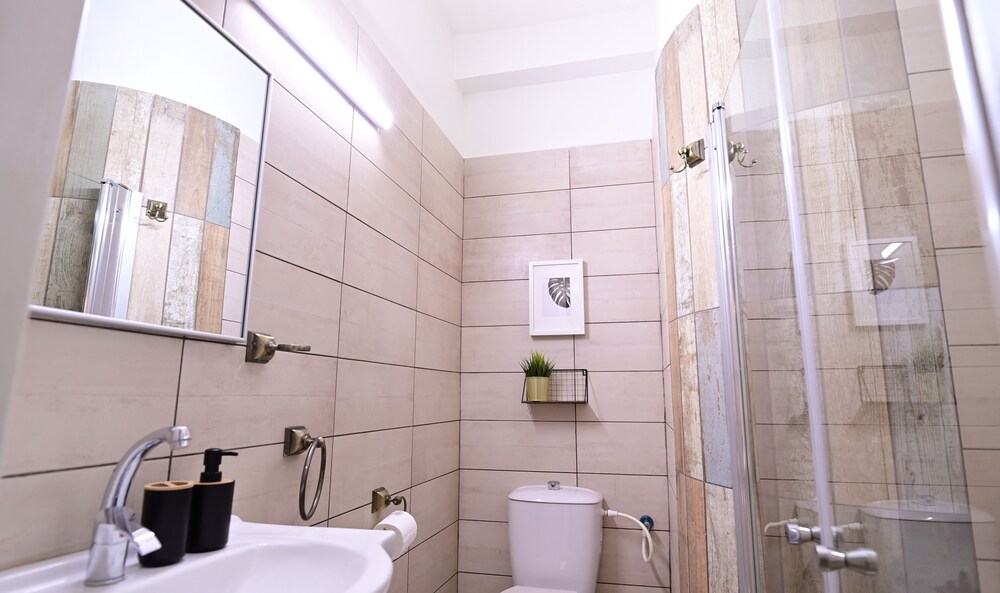 Dayos Unique Suites