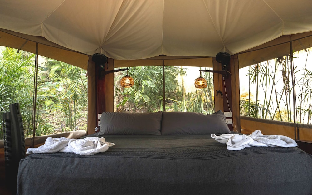 Padma Ha Retreats
