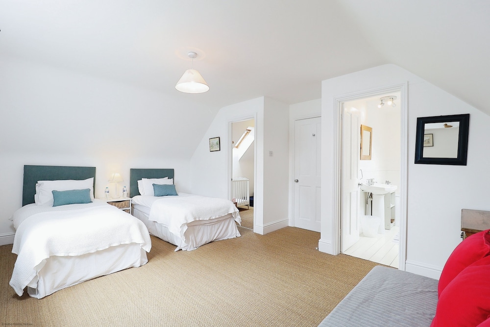 Rofford Lodge view 4