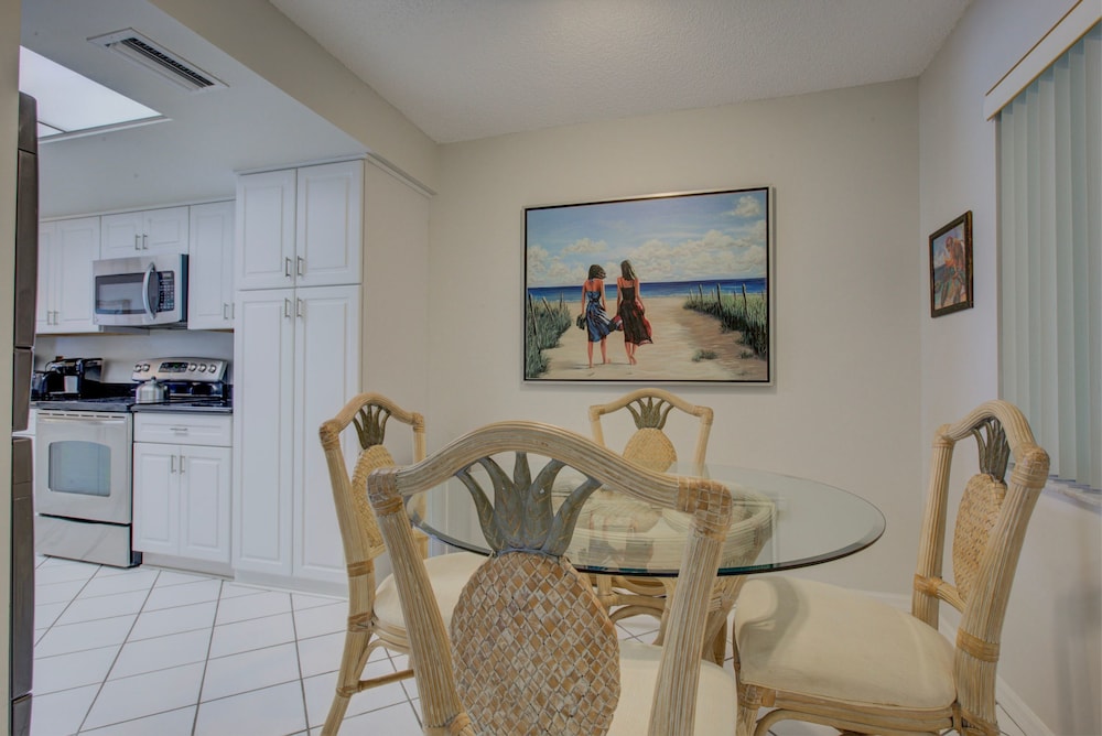 Dunes Resort Apartment 1.05