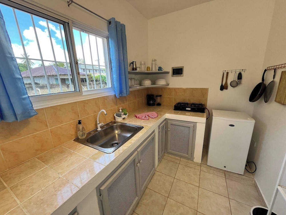 Secure 2-pers Apartment Close to the Beach