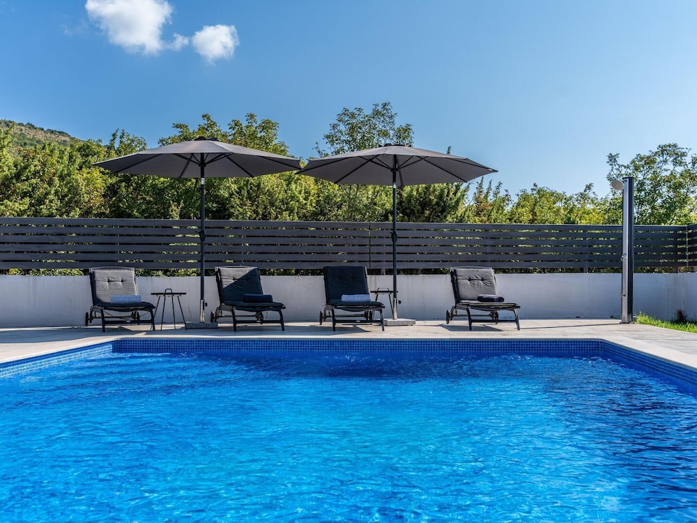 Modern Villa With Private Pool Near Labin and the Beach view 5