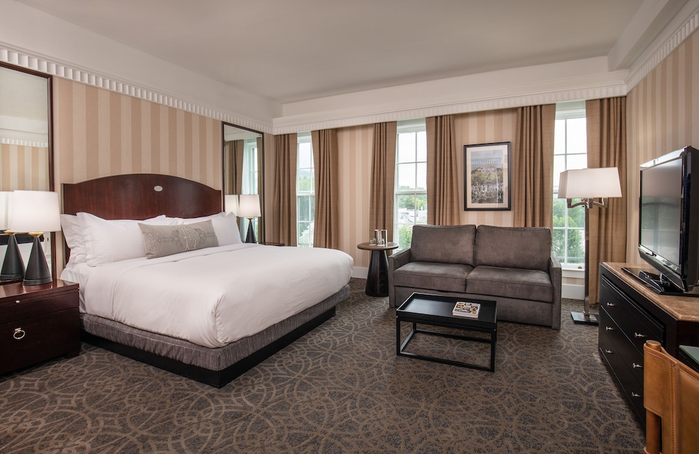 The Equinox Golf Resort & Spa 35