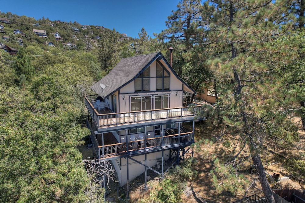Casa Del Lago Spacious 4 Story Gated Home
