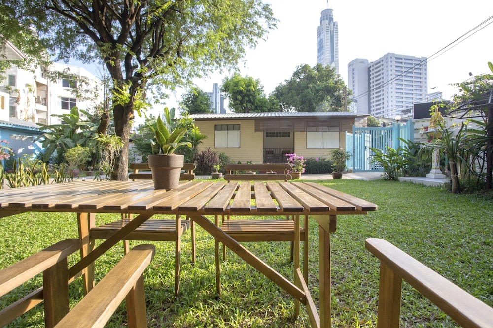 The Bangkokians City Garden Home