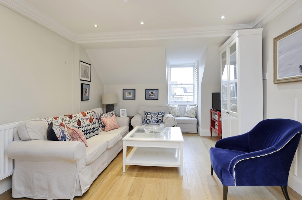 Long Stay Discounts - 2 Bed Earl s Court Apartment