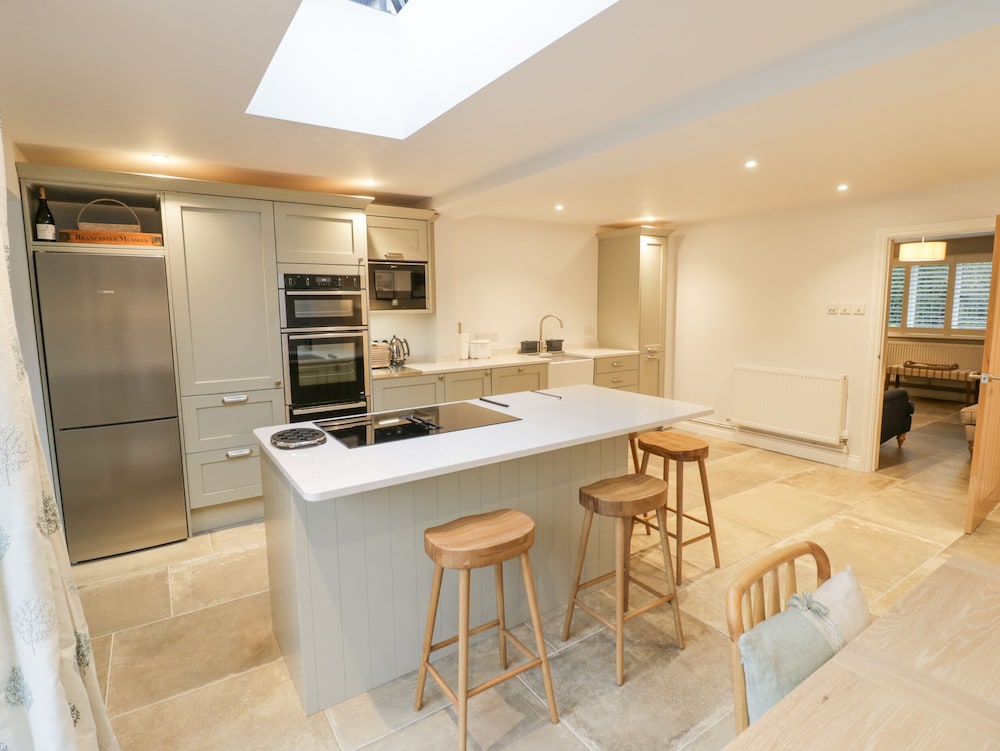 Dazie Cottage