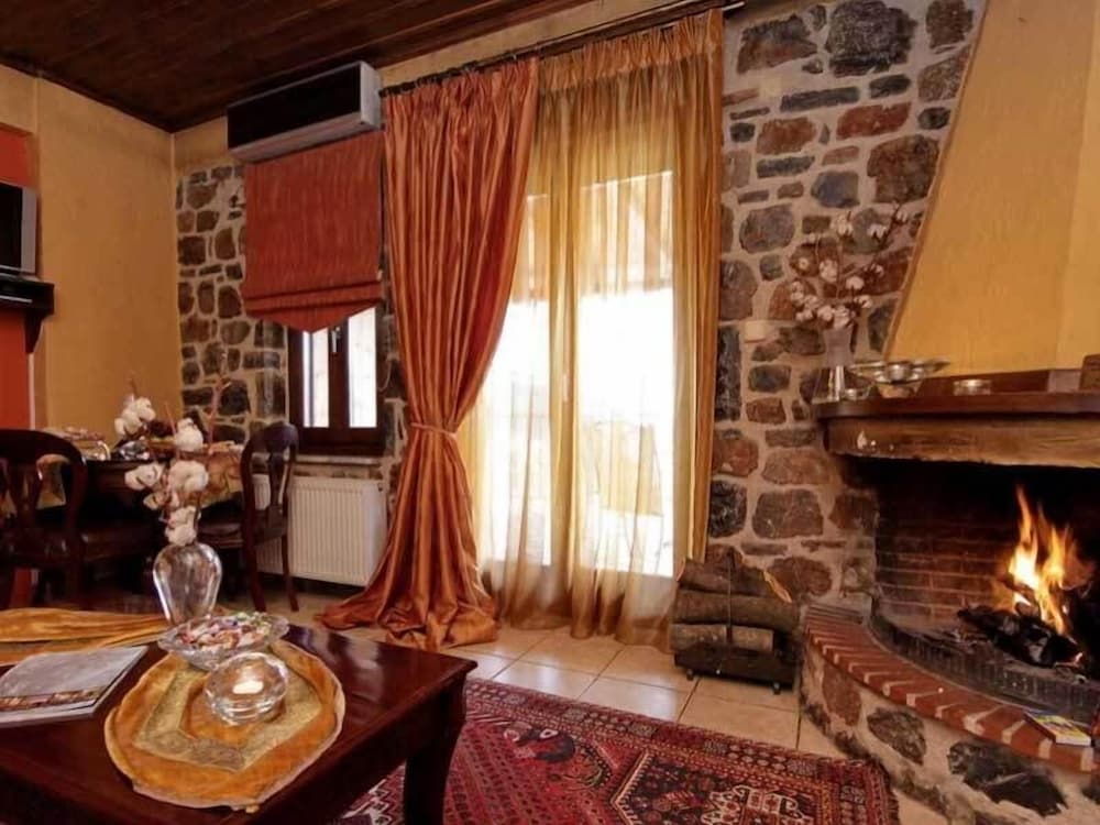 Menalia Villas & Suites