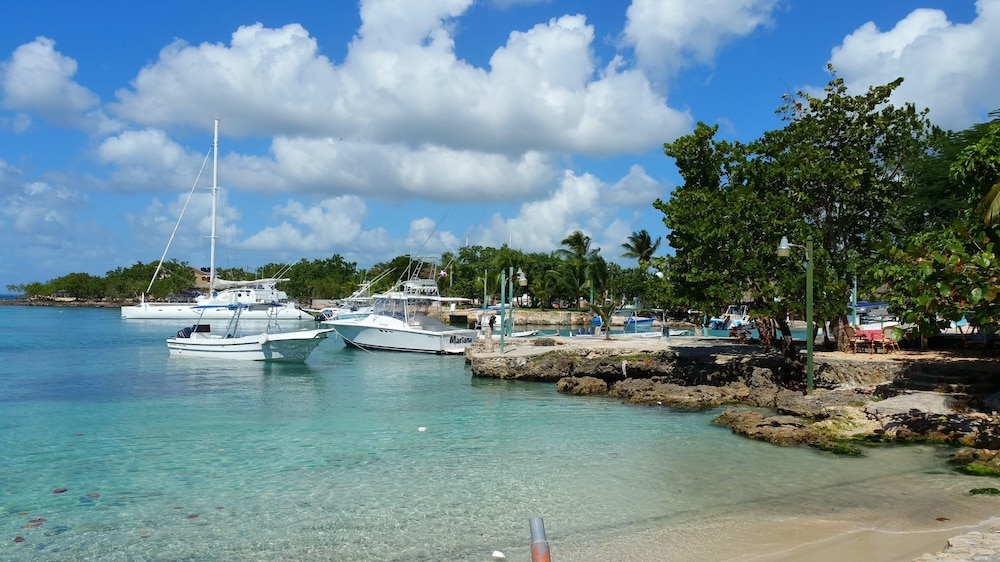 Hotel Llave Del Mar - Image 1