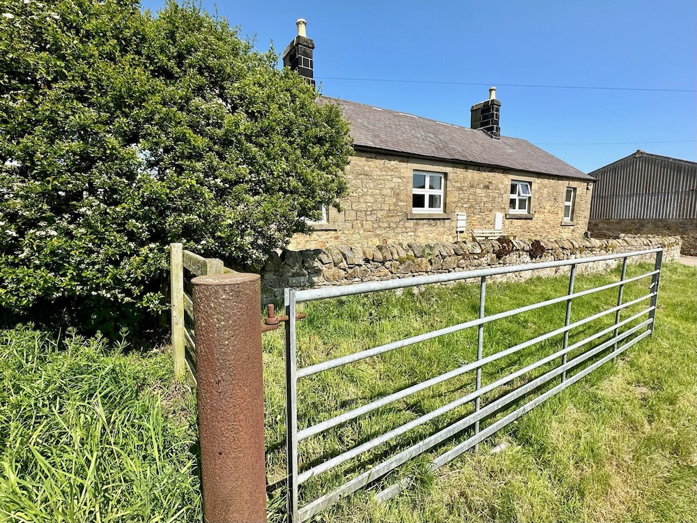 Lonnon Cottage