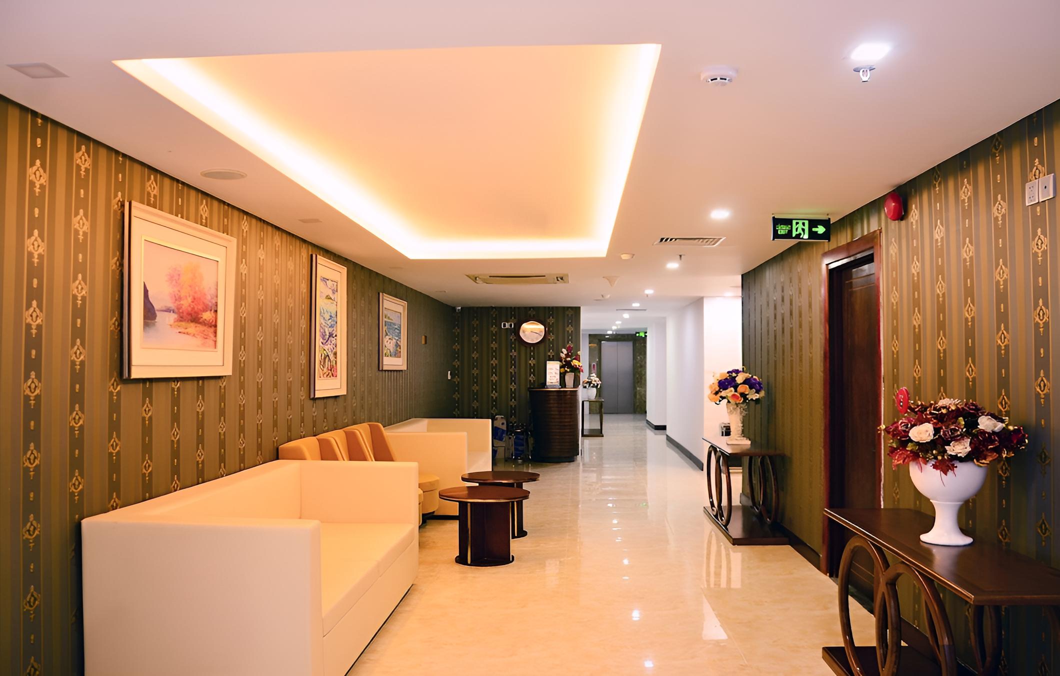 Le Hoang Beach Hotel