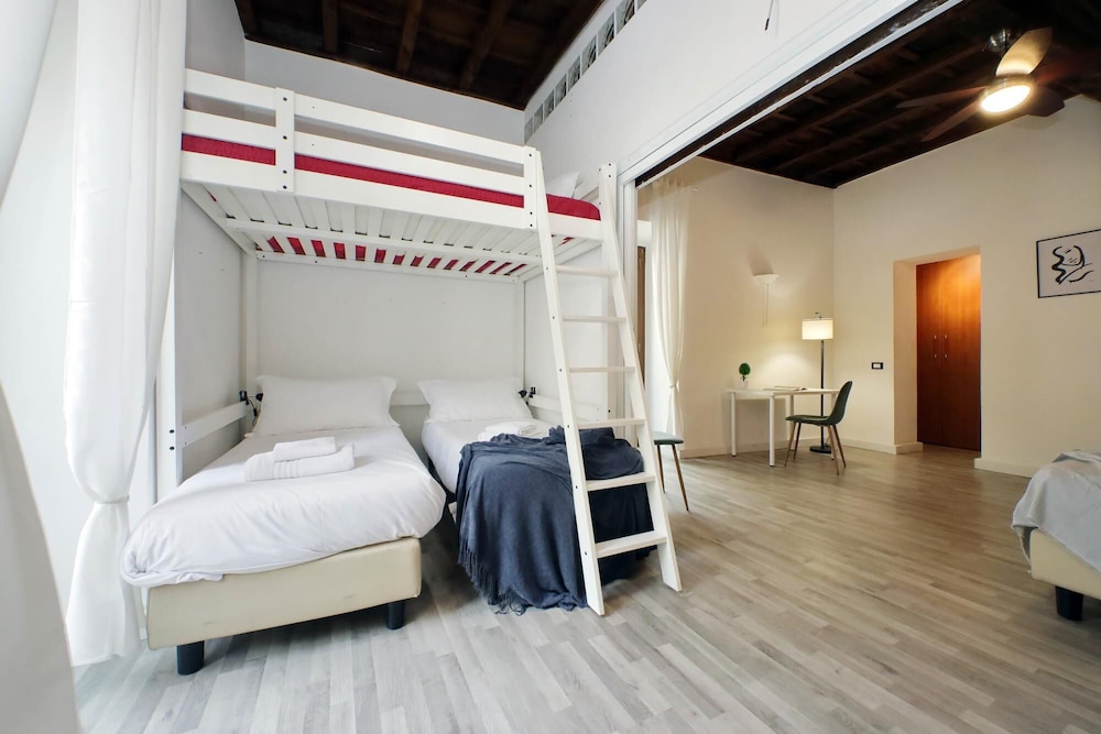 Luxury Navona Apartment