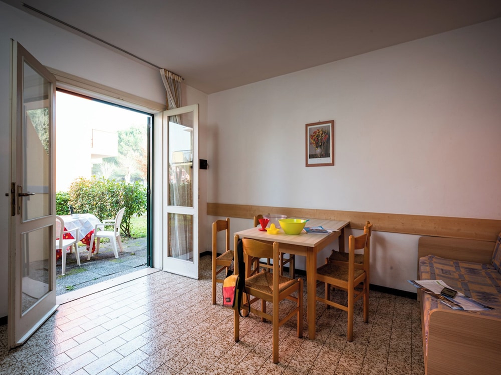 Townhouse With Garden and Pool in Bibione