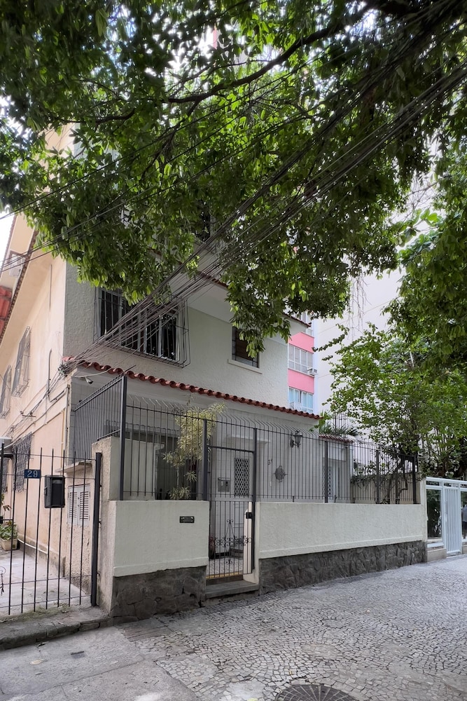 House 6 Minutes From Ipanema Beach Ns101