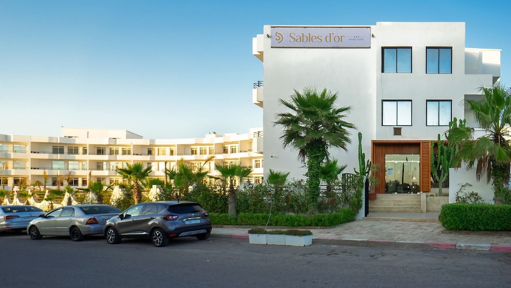 Hotel Sables D'or - Image 1