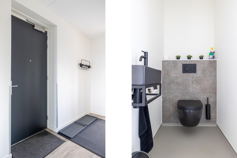 Apartment in Sint-annaland by the Harbor