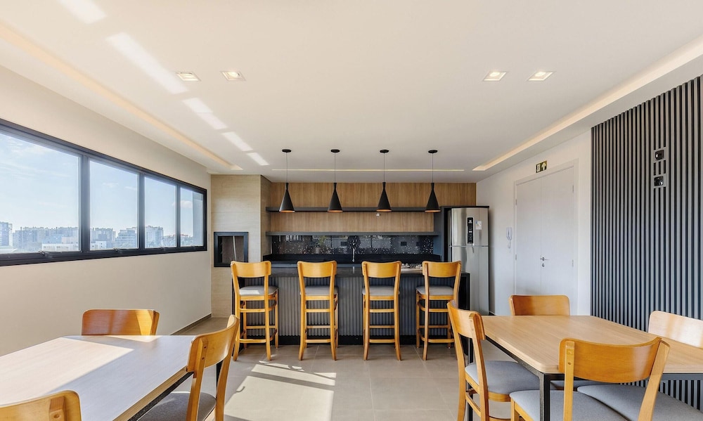 Your Complete Stay in a Building With a gym in the Best Location in Curitiba - Plas