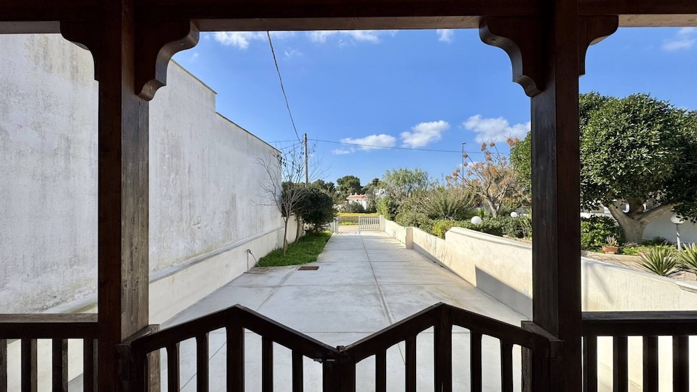 Villetta Marilena Sleeps 7 Torre Suda