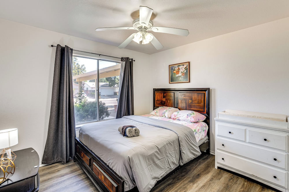Updated Home in Suburbs - 10 Mi to Dtwn Stockton!