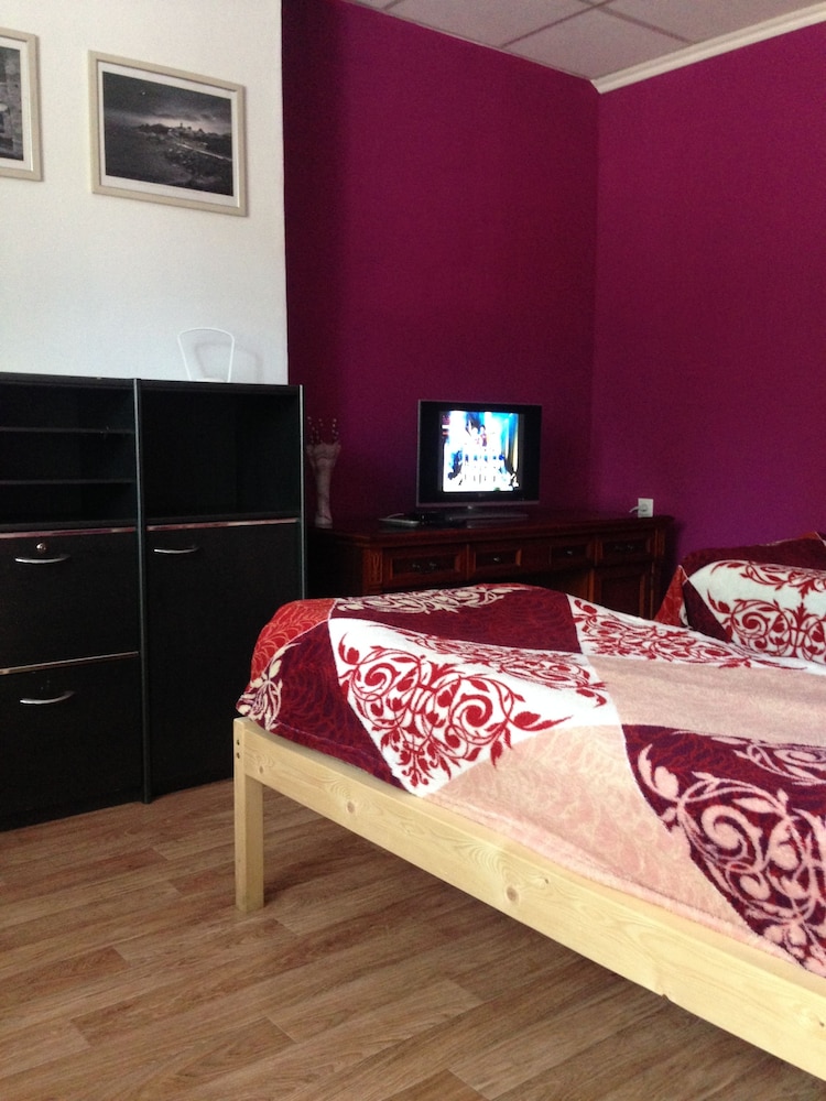 Frendzona - Hostel