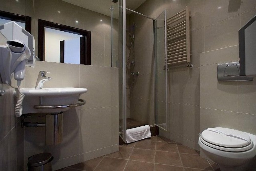 Krakow Vacations - Atlantic Hotel - Property Image 9