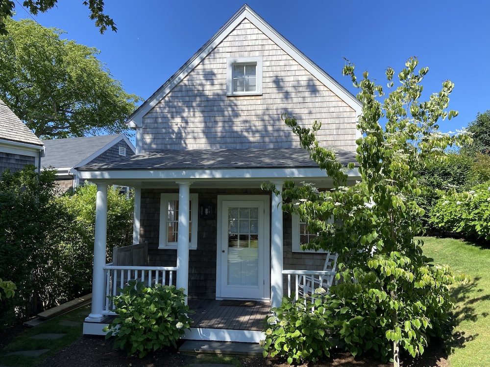 Martin House Inn