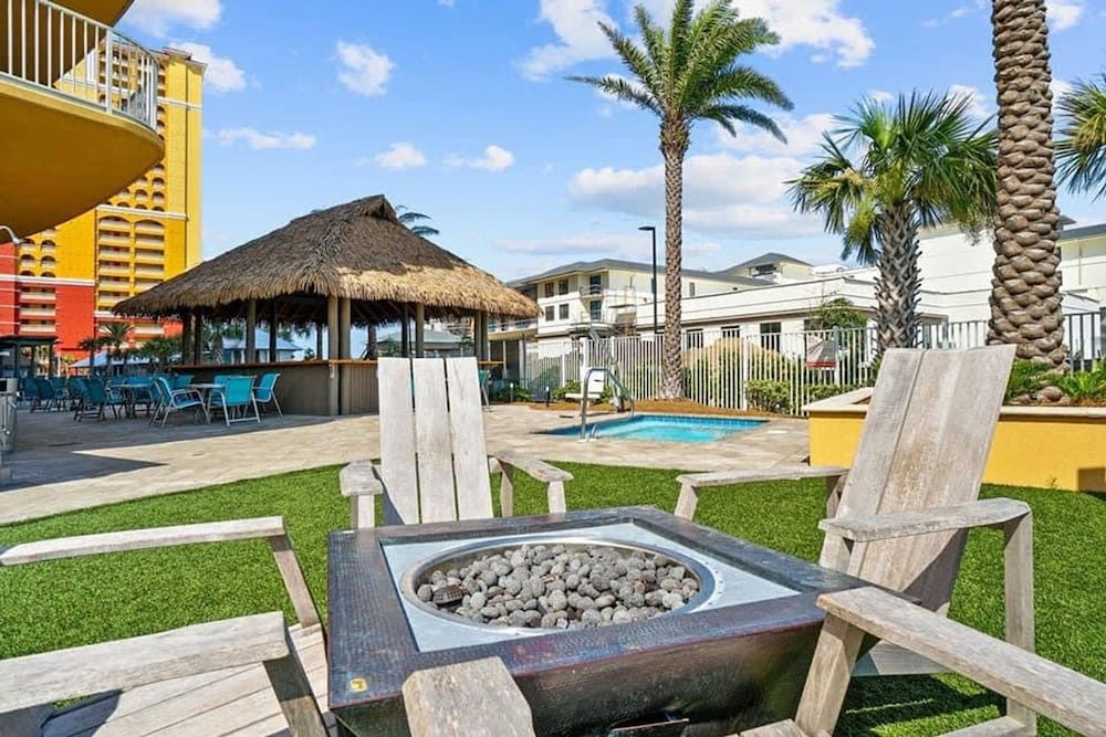 Fall Escape Ocean View Retreat Heated Pool Hot Tub