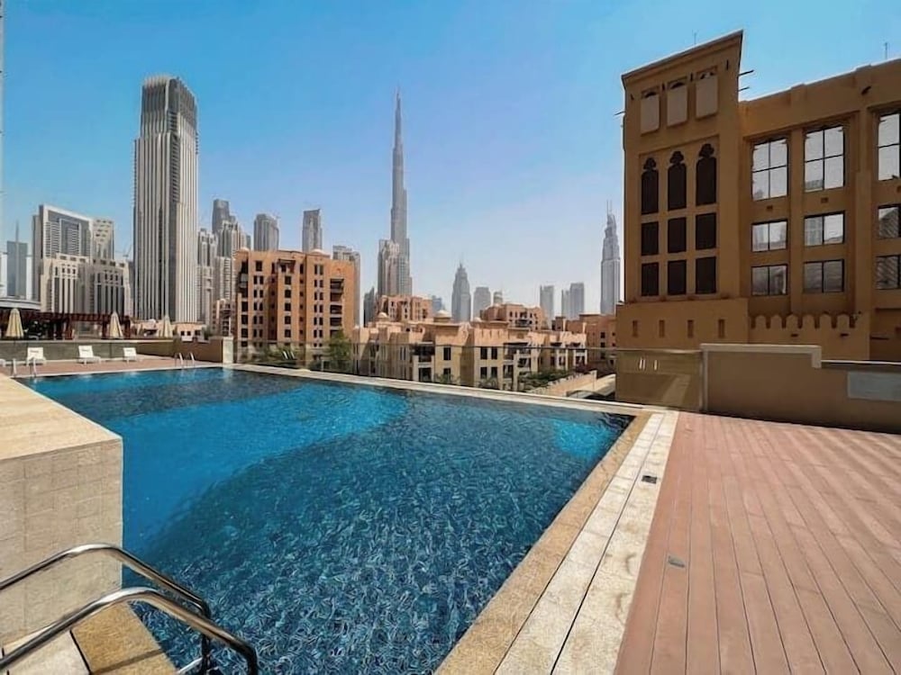 Vogue Downtown Walk to Burj & Dubai Mall