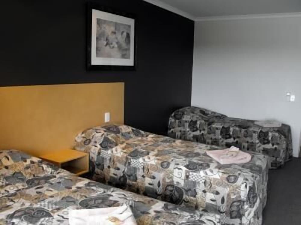 Victory Hotel Motel