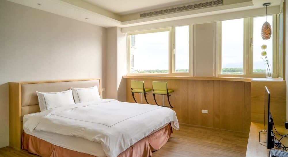 Ting-Feng B&B
