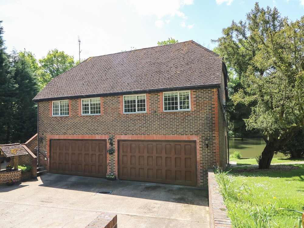 Miswells Cottages - Lake View